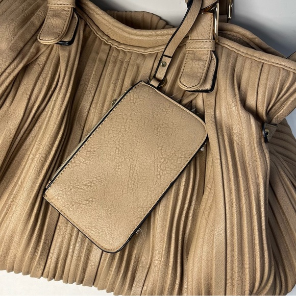 Black Rivet Cream Oversized Hobo Shoulder Bag W/Matching Wallet Boho Everyday - Picture 7 of 10